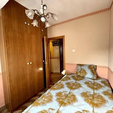 شقة Oviedo. Apartamento Sencillo, Luminoso Y Acogedor.