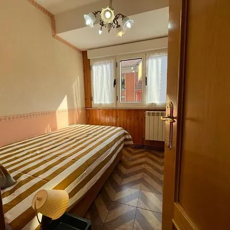 شقة Oviedo. Apartamento Sencillo, Luminoso Y Acogedor.